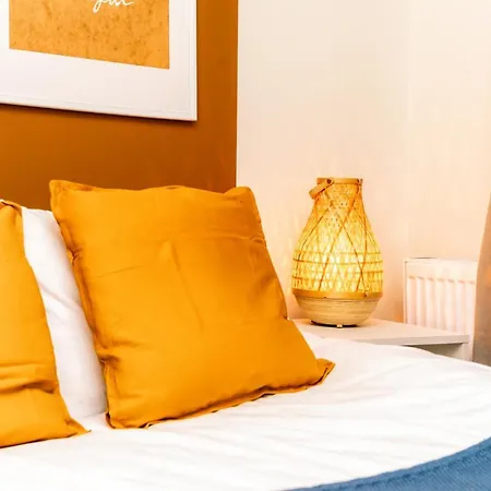 Charming Flat 2 Min To Beach In *